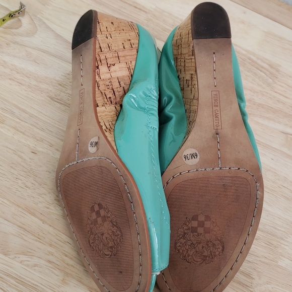 GUC vince camuto SEAFOAM GREEN kitten heels 6m - Picture 4 of 4